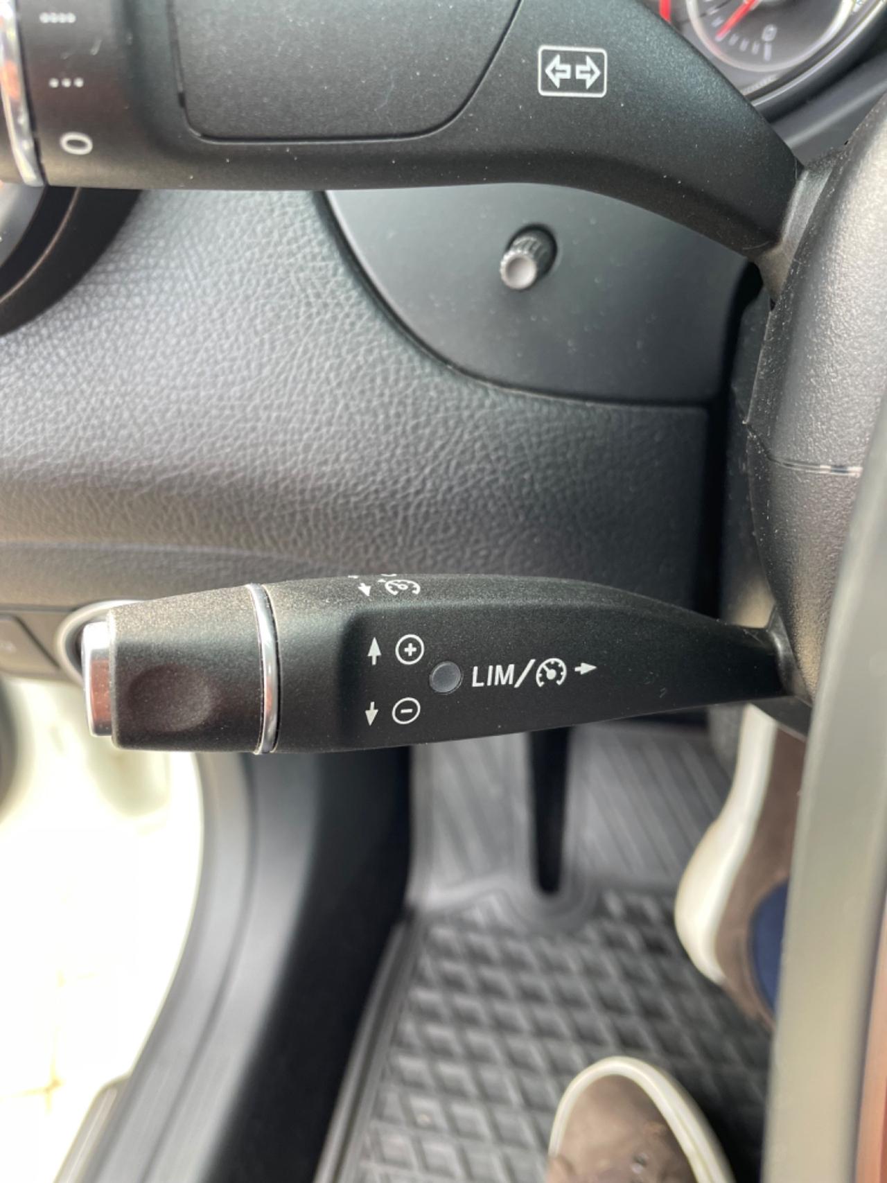 Mercedes-benz CLA 200 CLA 200 d Automatic Premium