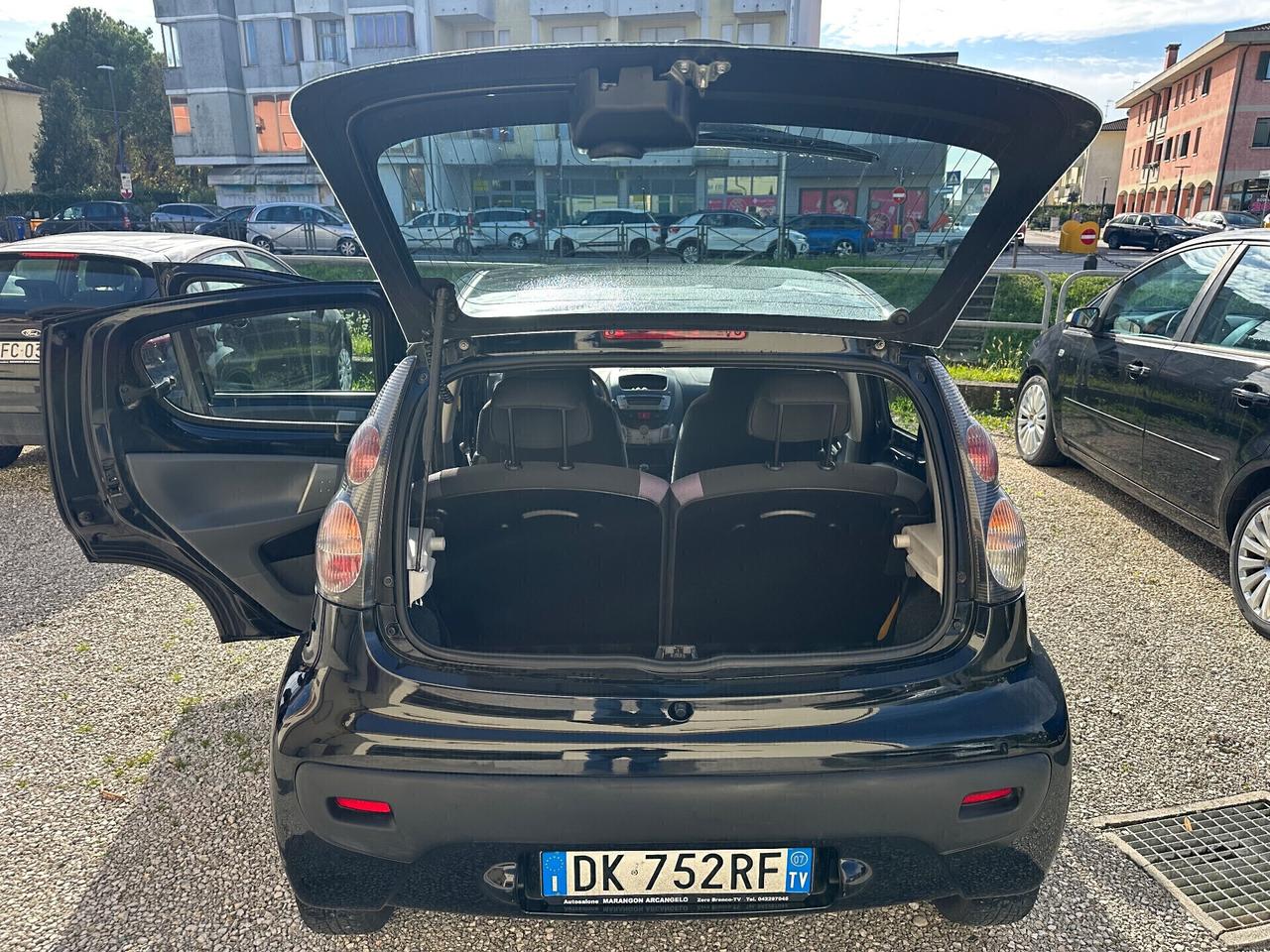 Peugeot 107 1.0 68CV 5p. Sweet Years