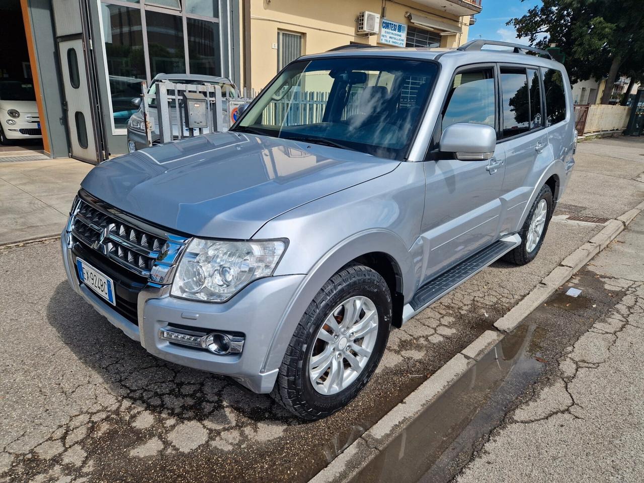 Mitsubishi Pajero 3.2 DI-D 16V aut. 5p. Instyle DPF