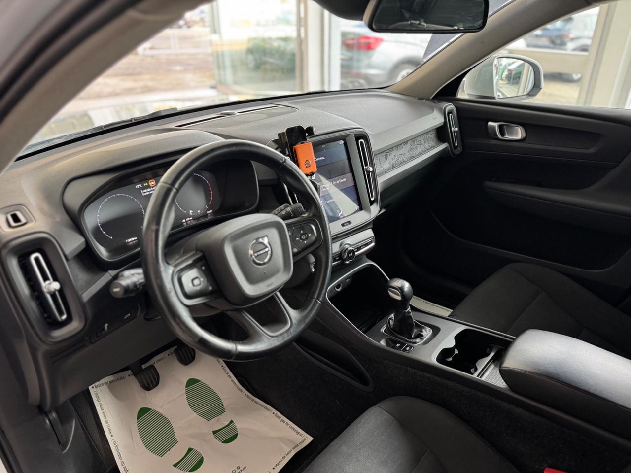 Volvo XC40 T3 Momentum Virtual Led Cruise