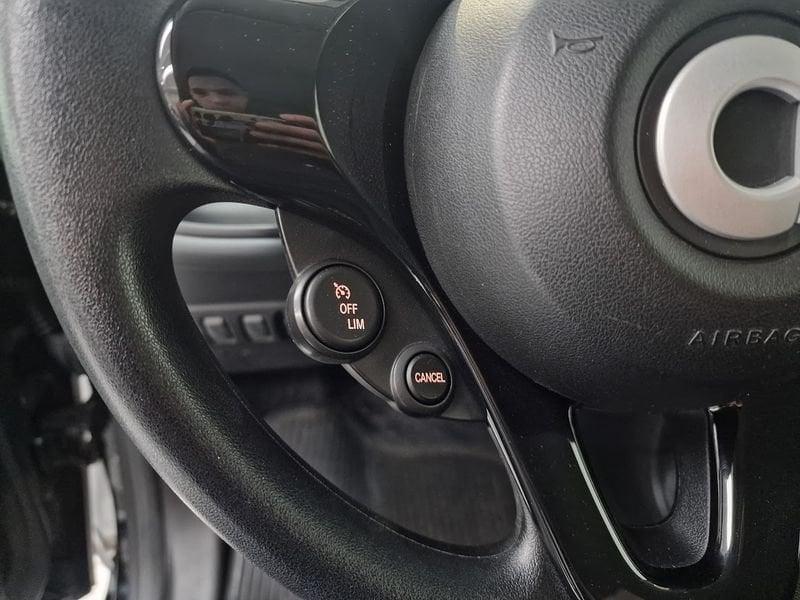 smart fortwo fortwo 70 1.0 Youngster