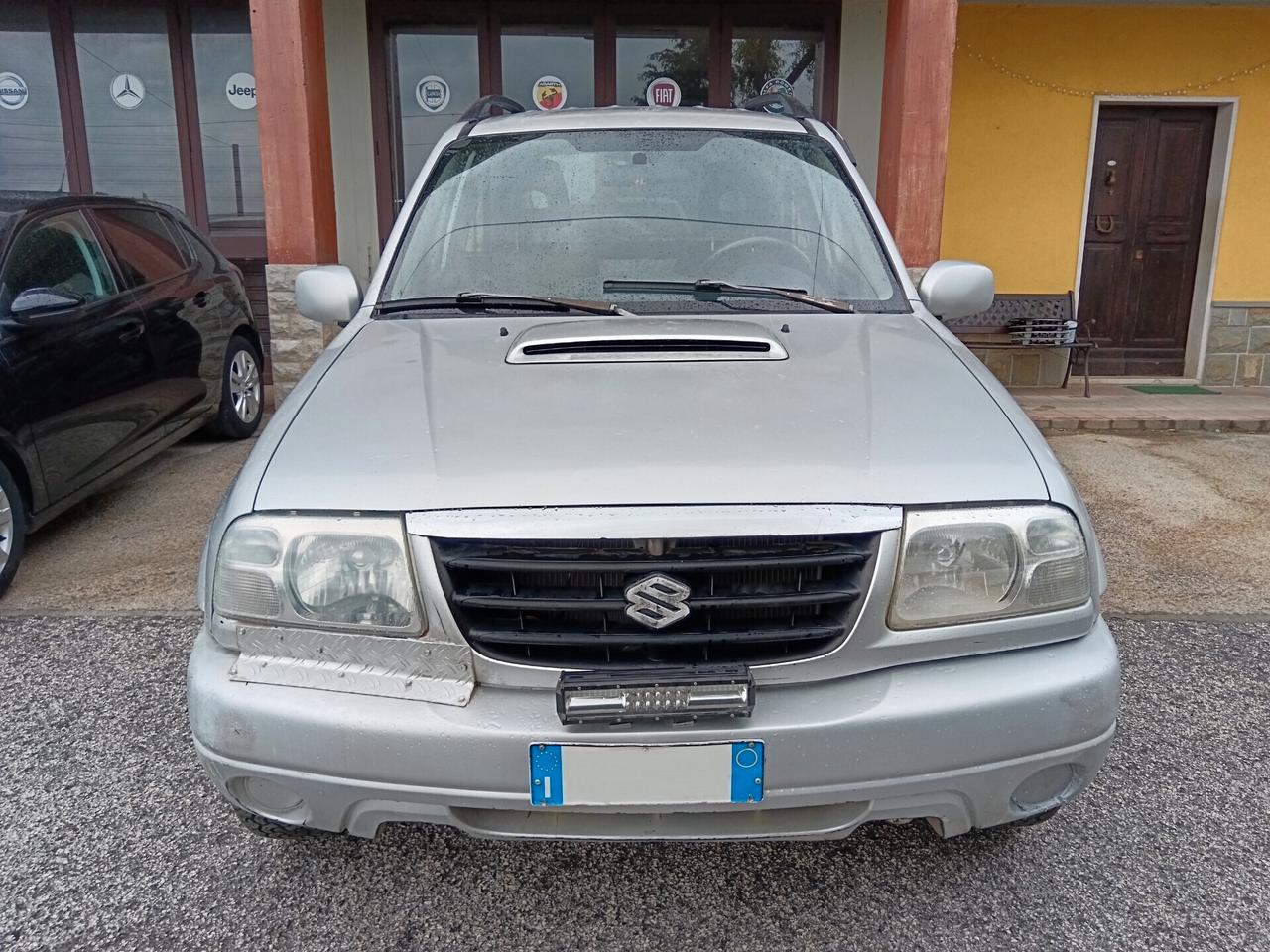Suzuki Grand Vitara 2.0 TD 4X4 AUTOCARRO 2 POSTI