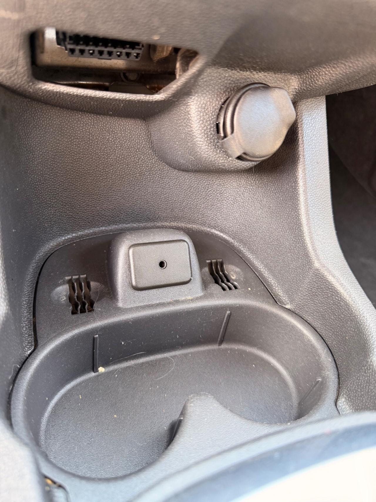 Opel Corsa 1.2 5 porte Club CAMBIO AUTOMATICO