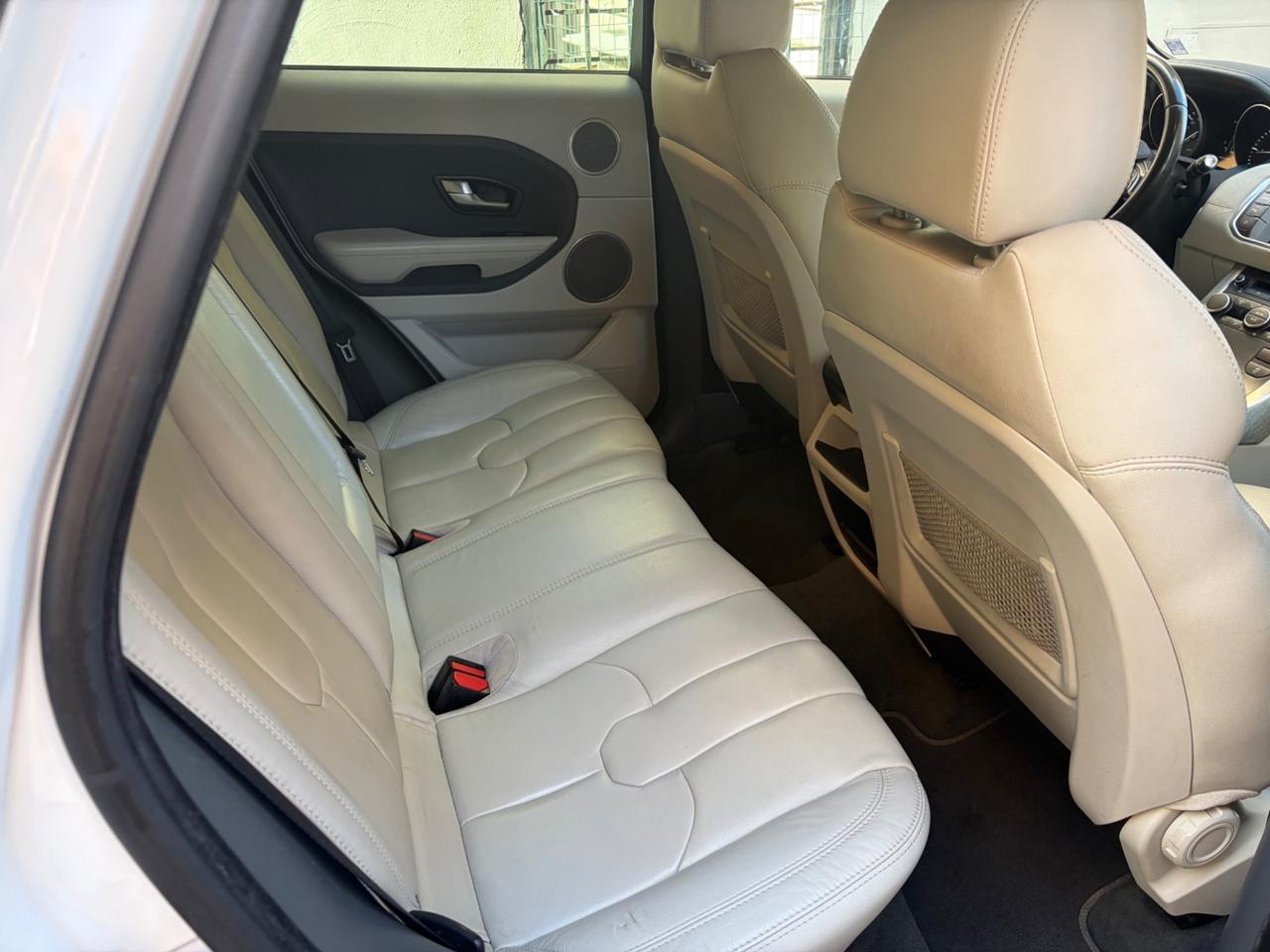 Land Rover Range Evoque 2.2 TD4 5p. Prestige