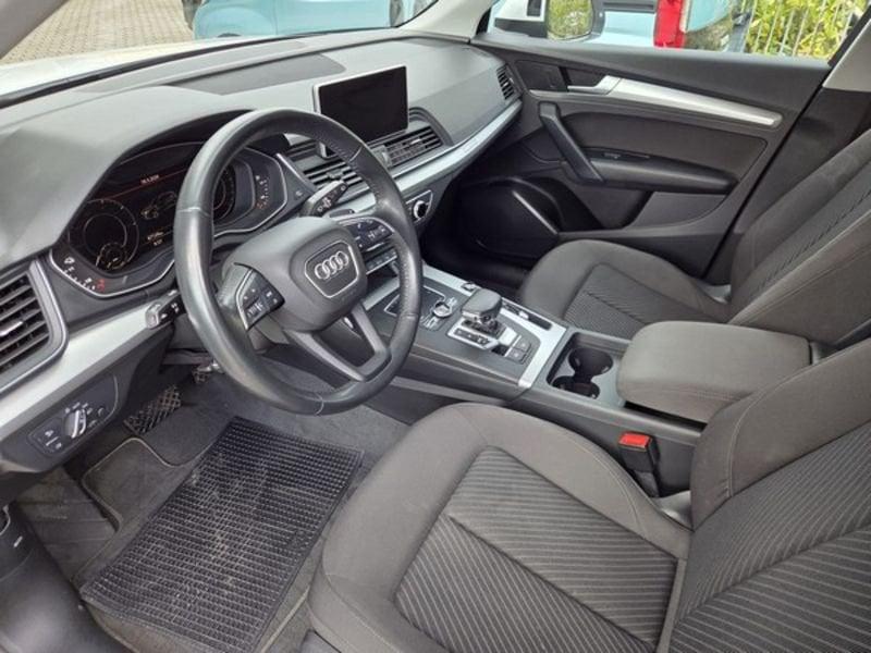 Audi Q5 50 TFSI e Business quattro S tronic