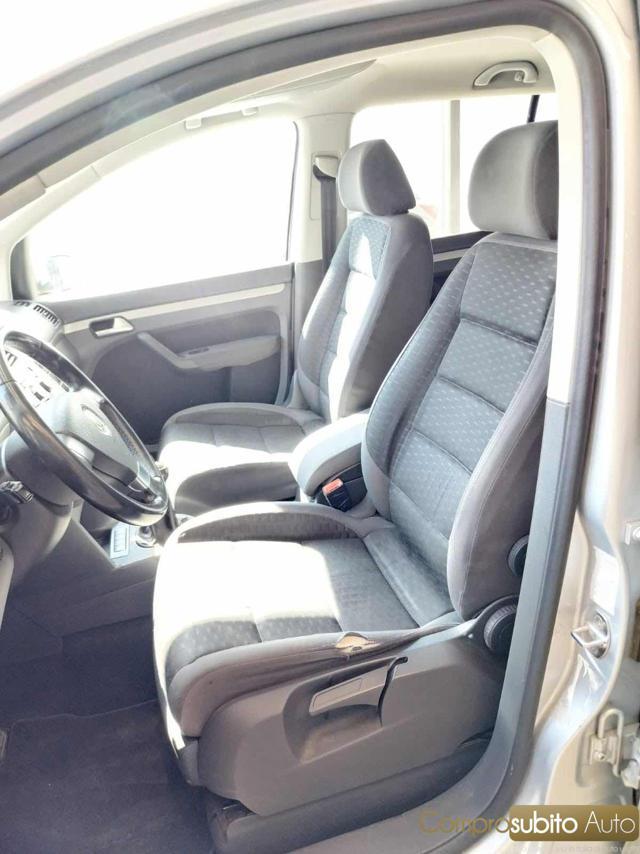 VOLKSWAGEN Touran 1.6 Trendline Bifuel G