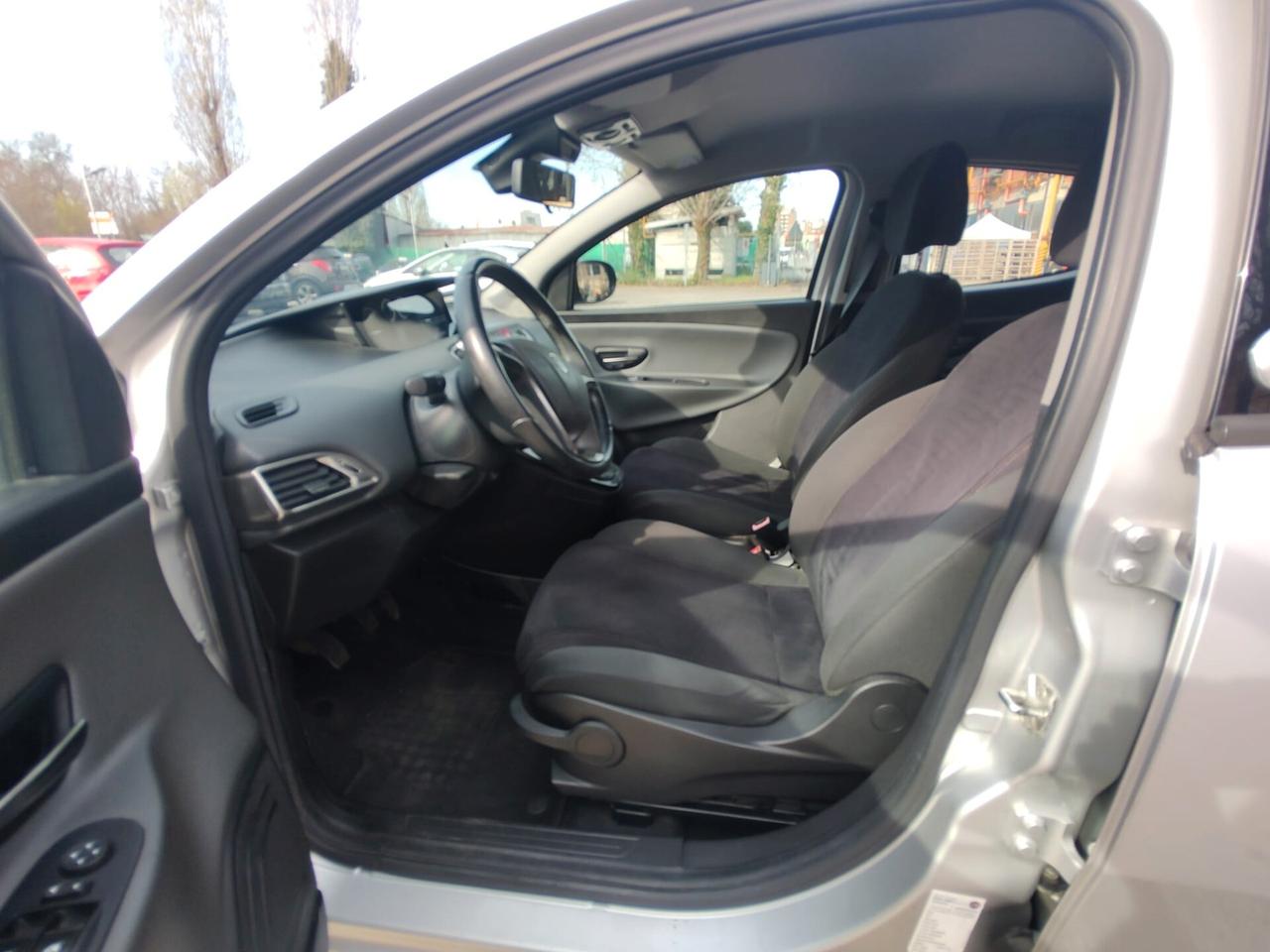 Lancia Ypsilon Elefantino 0.9 Eco Chic Twin air 80 cv Metano, OK NEOPATENTATI, GARANZIA L.12 MESI