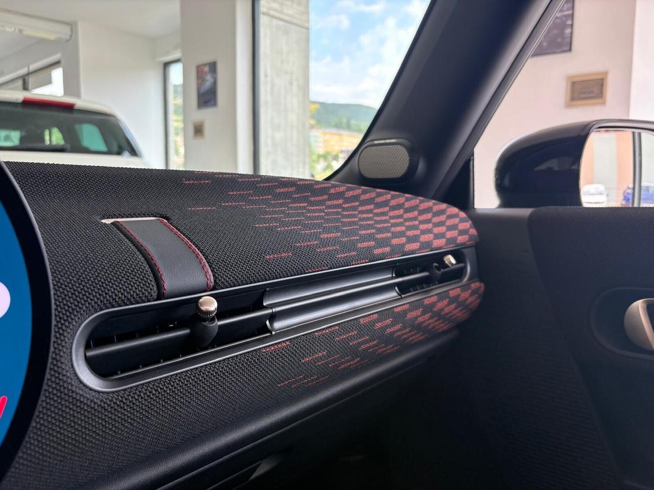 Mini JOHN COOPER WORKS 2.0 231CV