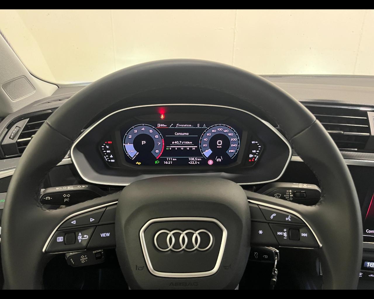 AUDI Q3 35 TFSI S TRONIC S LINE