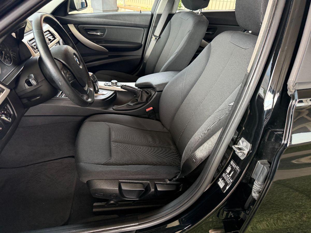 BMW - Serie 3 Touring 318d Touring Business Advantage auto