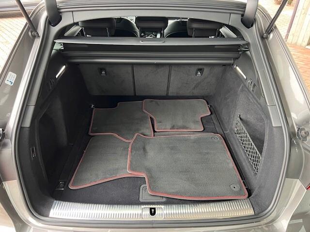 Audi A4 Avant 40 tdi Q. s-tronic, S-line, Tetto, Gancio