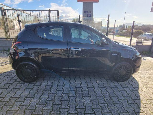 LANCIA Ypsilon 1.2 69 CV 5 porte GPL Silver Plus
