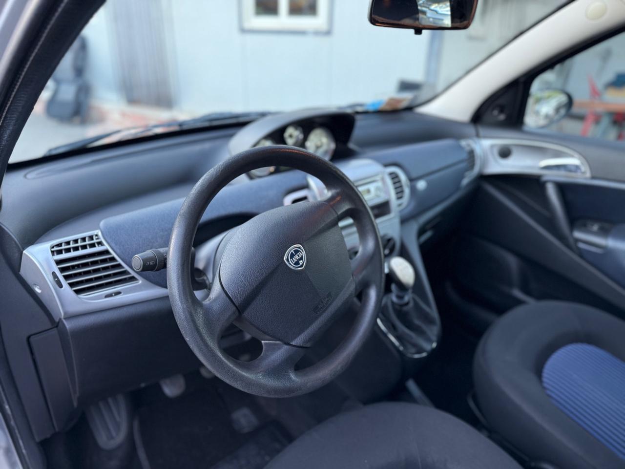 Lancia Ypsilon 1.2 Argento KM CERTIF
