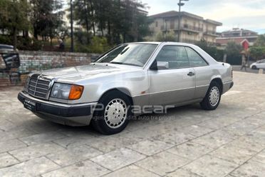 MERCEDES 200 CE cat Coupé