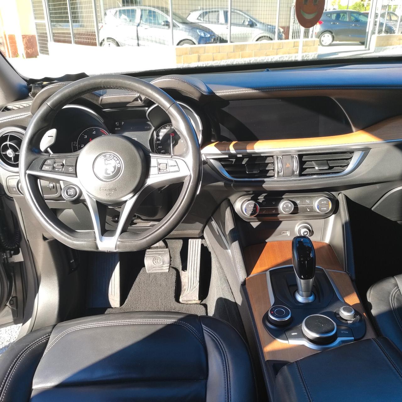 Alfa Romeo Stelvio 2.2 Turbodiesel 210 CV AT8 Q4 Executive