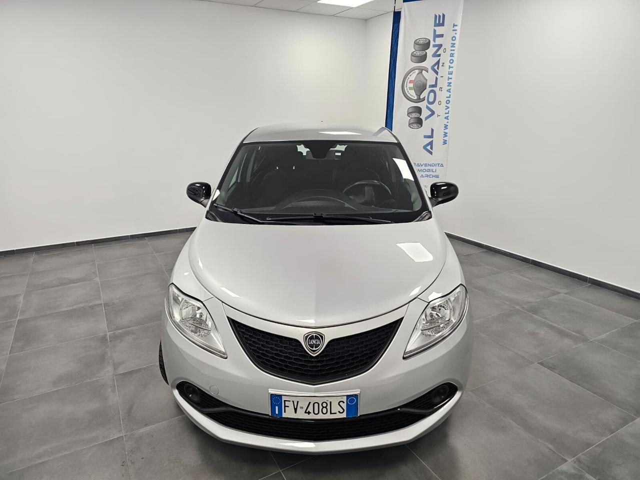 Lancia Ypsilon 1.2 69 CV 5 porte S&S Platinum - Unico proprietario