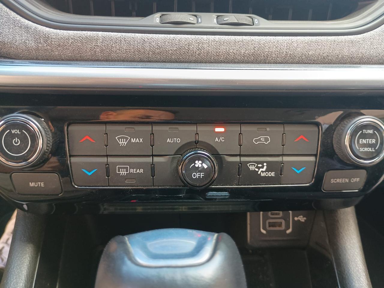 Jeep Compass 1.3 Turbo T4 190 CV PHEV AT6 4xe Business
