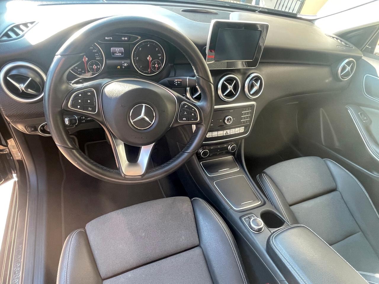 Mercedes-benz A 180d Automatic Style
