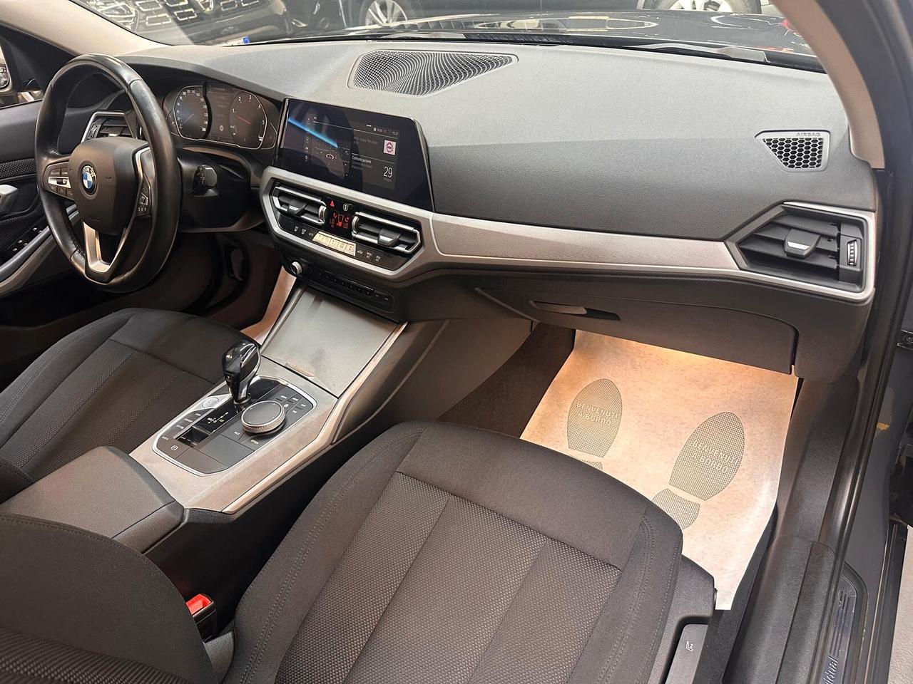 BMW 318 d Touring mhev 48V Sport auto * IVA ESPOSTA *