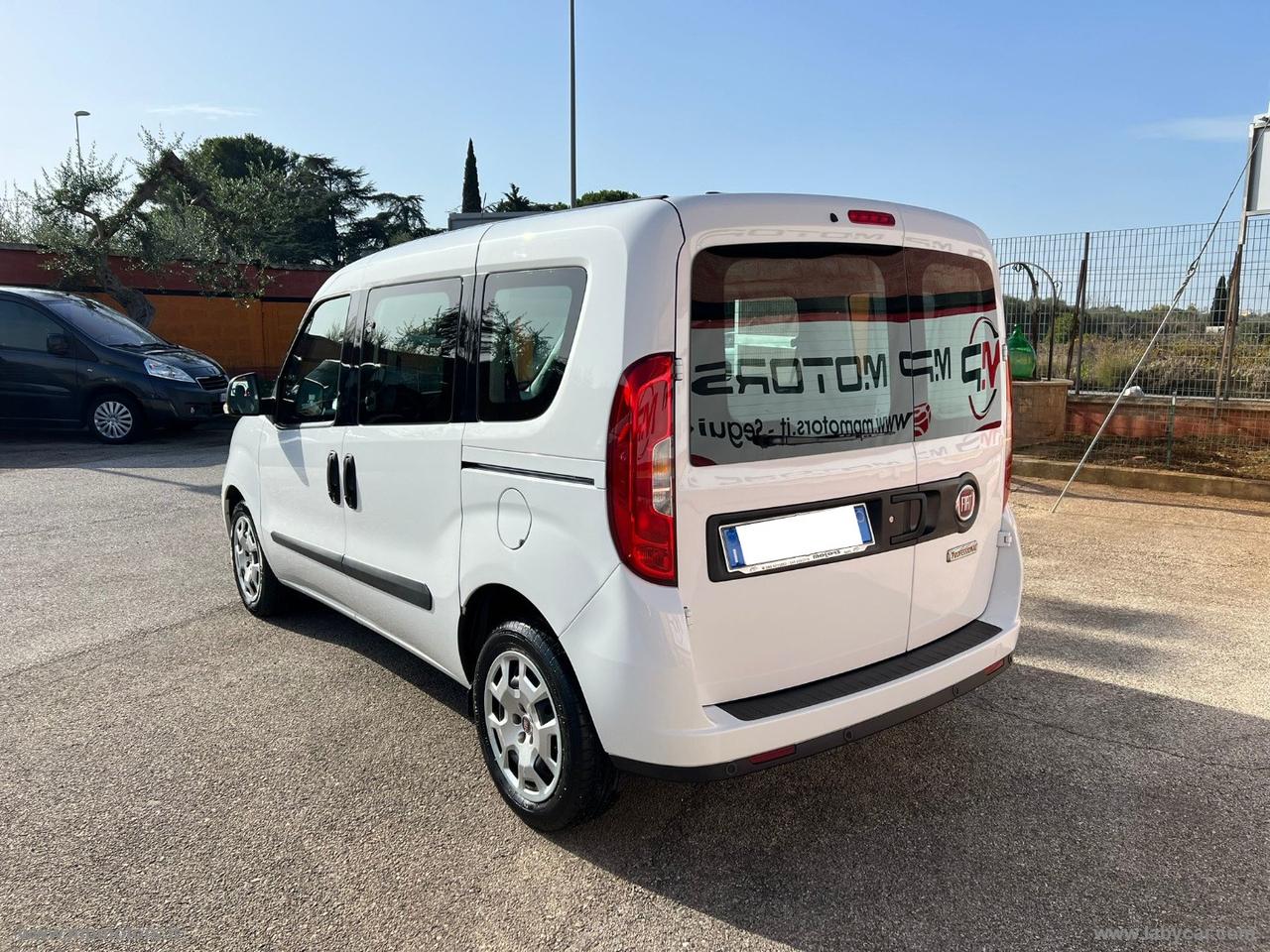 DOBLO COMBI LOUNGE 1.3MJ 95CV N1