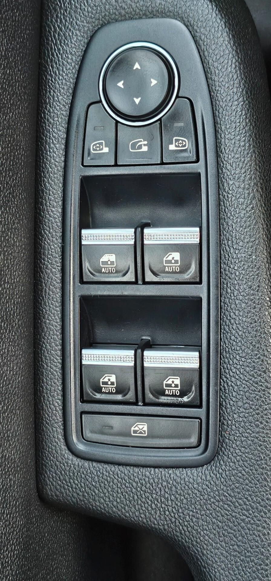 Renault Clio TCe 12V 100 CV GPL 5 porte Intens