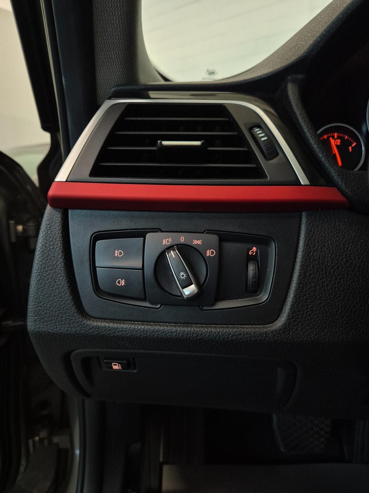 BMW 330e iPerformance Plug-in Hybrid Finanziabile Garanzi