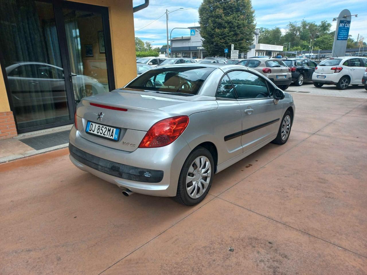 Peugeot 207 1.6 120CV CC Féline