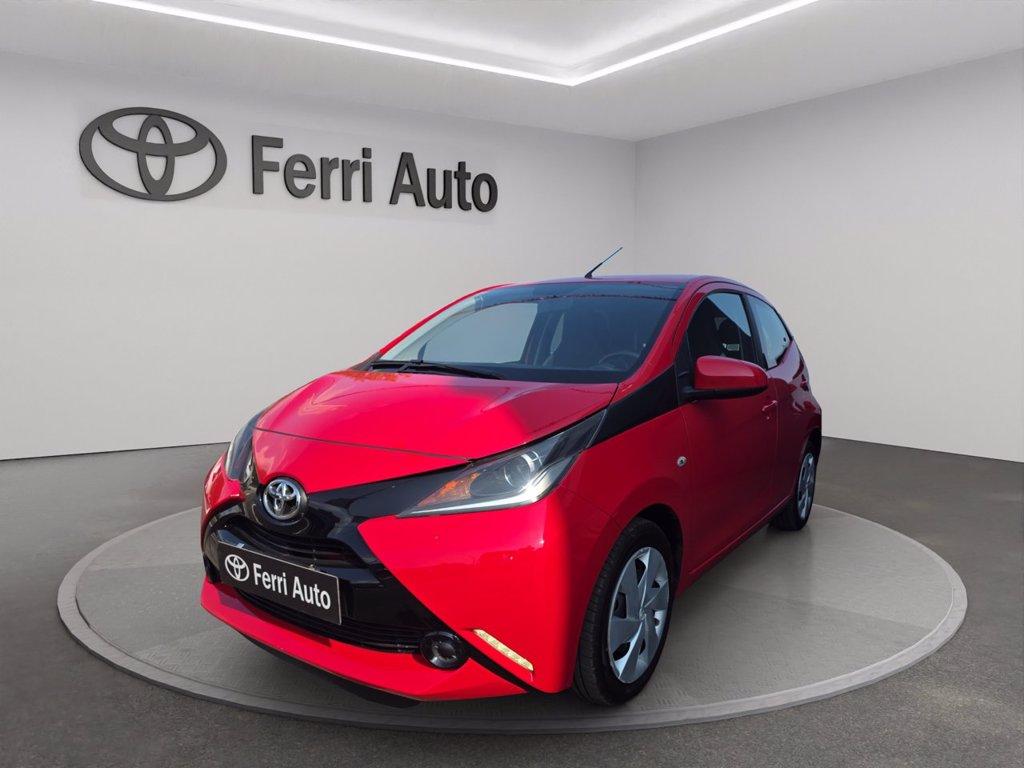 TOYOTA Aygo 5p 1.0 x-play del 2015