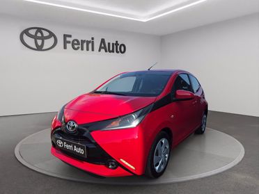 TOYOTA Aygo 5p 1.0 x-play del 2015
