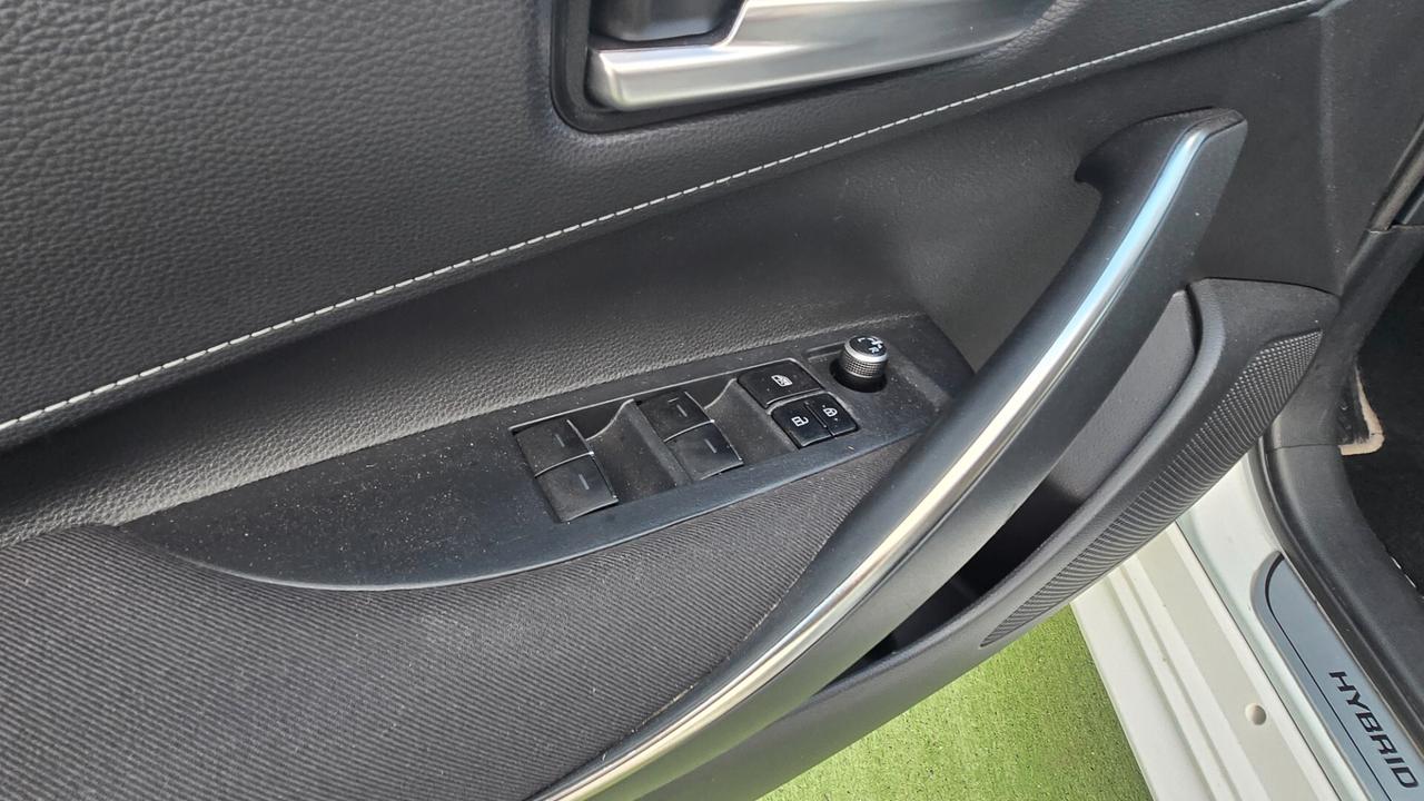 Toyota Corolla Touring Sports 1.8 Hybrid Active