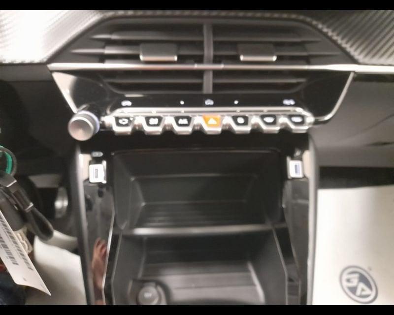 Peugeot 208 5P - Business Hybrid 110 E-DCS6