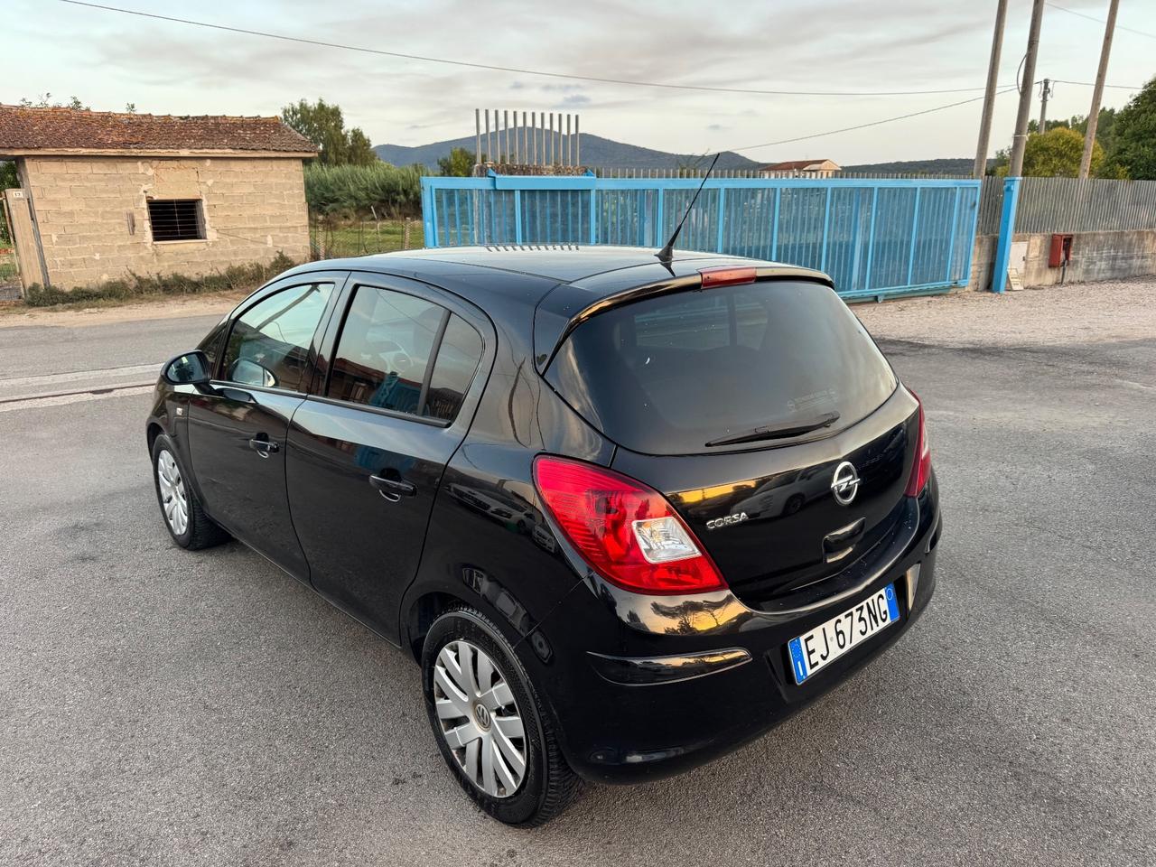 Opel Corsa 1.0 12V 5 porte Elective