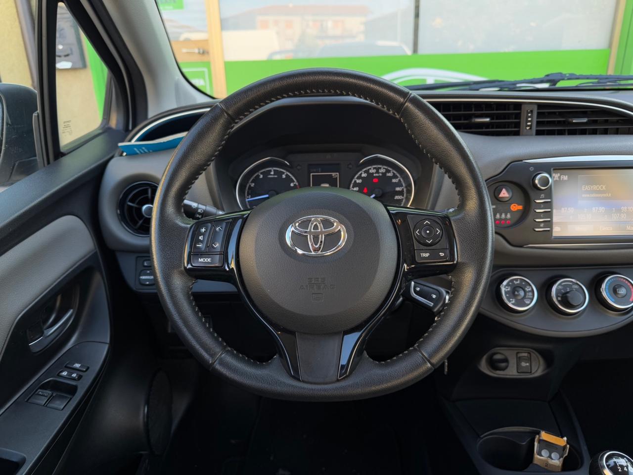 Toyota Yaris 1.0 72 CV 5 porte CONSUMI BASSI