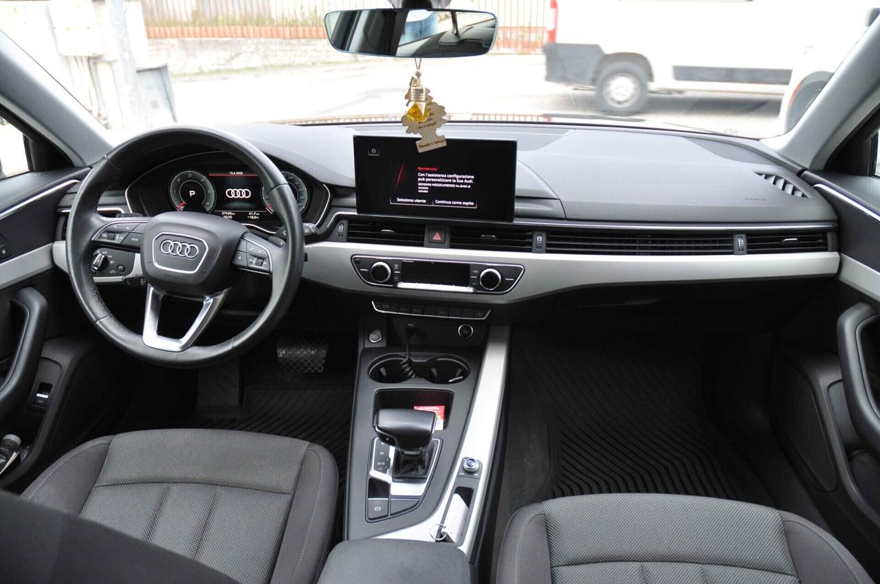 Audi A4 Avant 30 TDI/136 CV S tronic Business