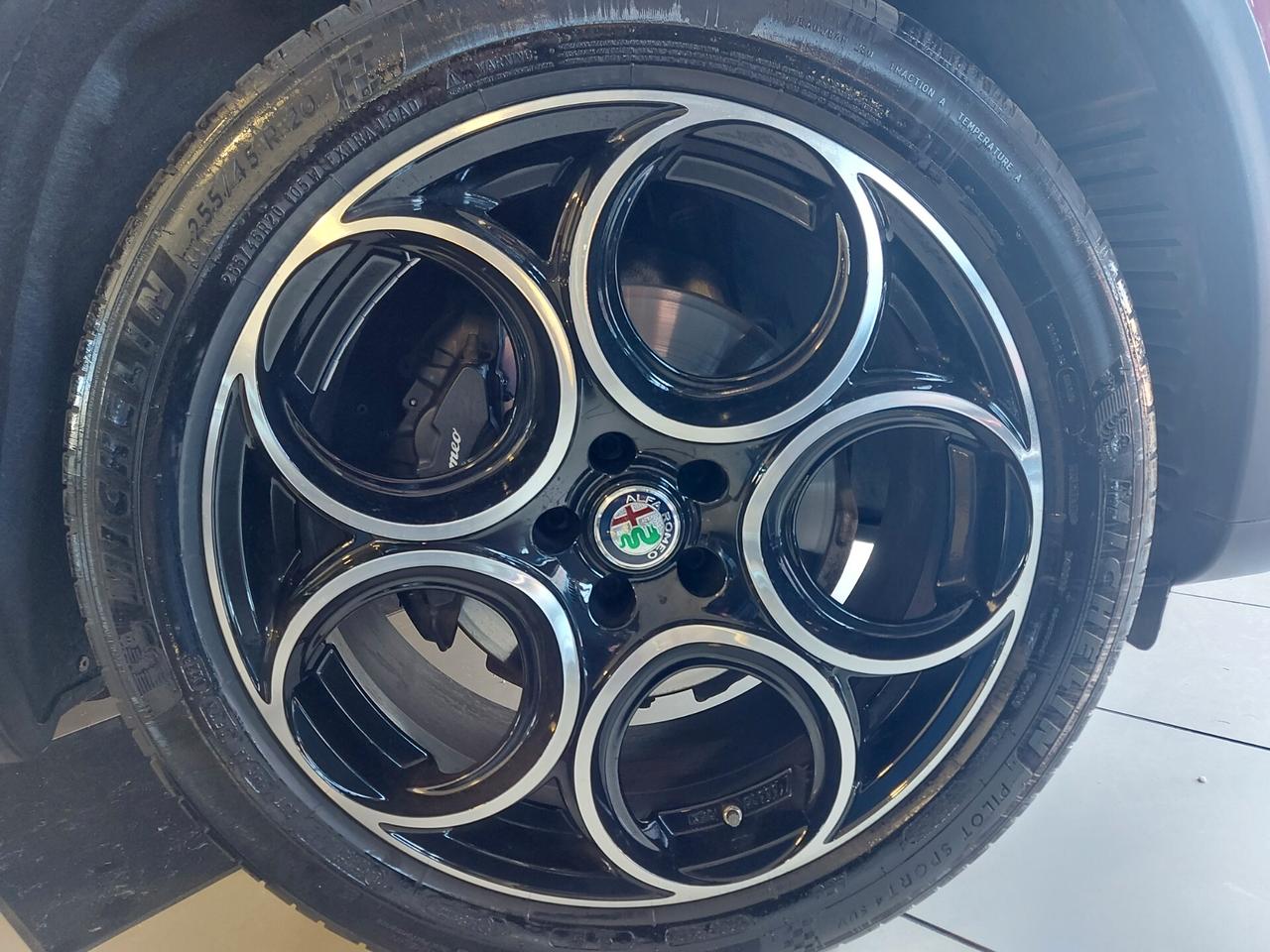Alfa Romeo Stelvio 2.2 Td 190 cv AT8 Q4 Super