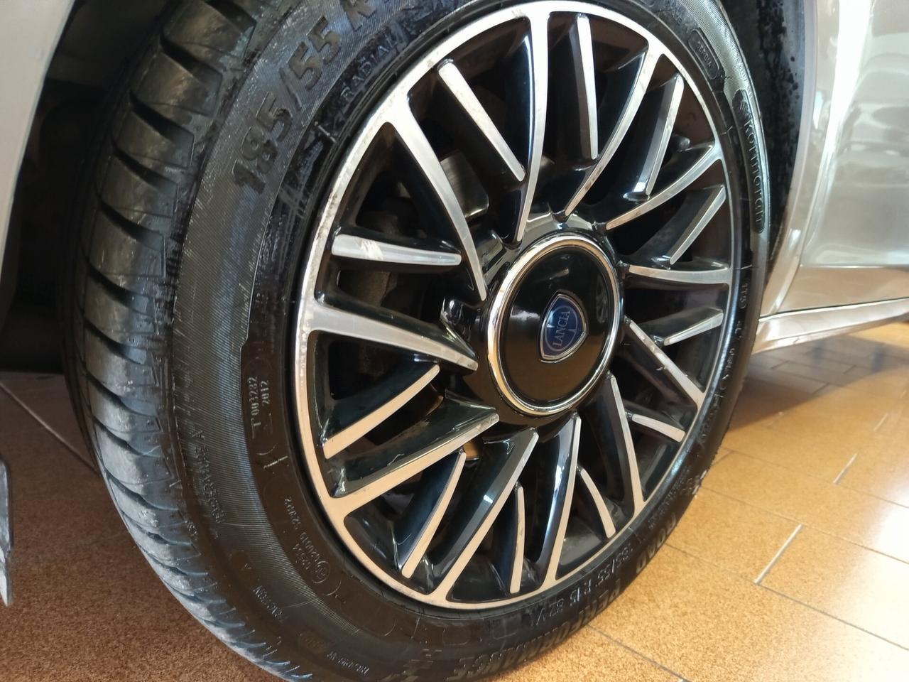 Lancia Ypsilon 1.3 Mjt diesel, 165 Mila chilometri ok neopatentati