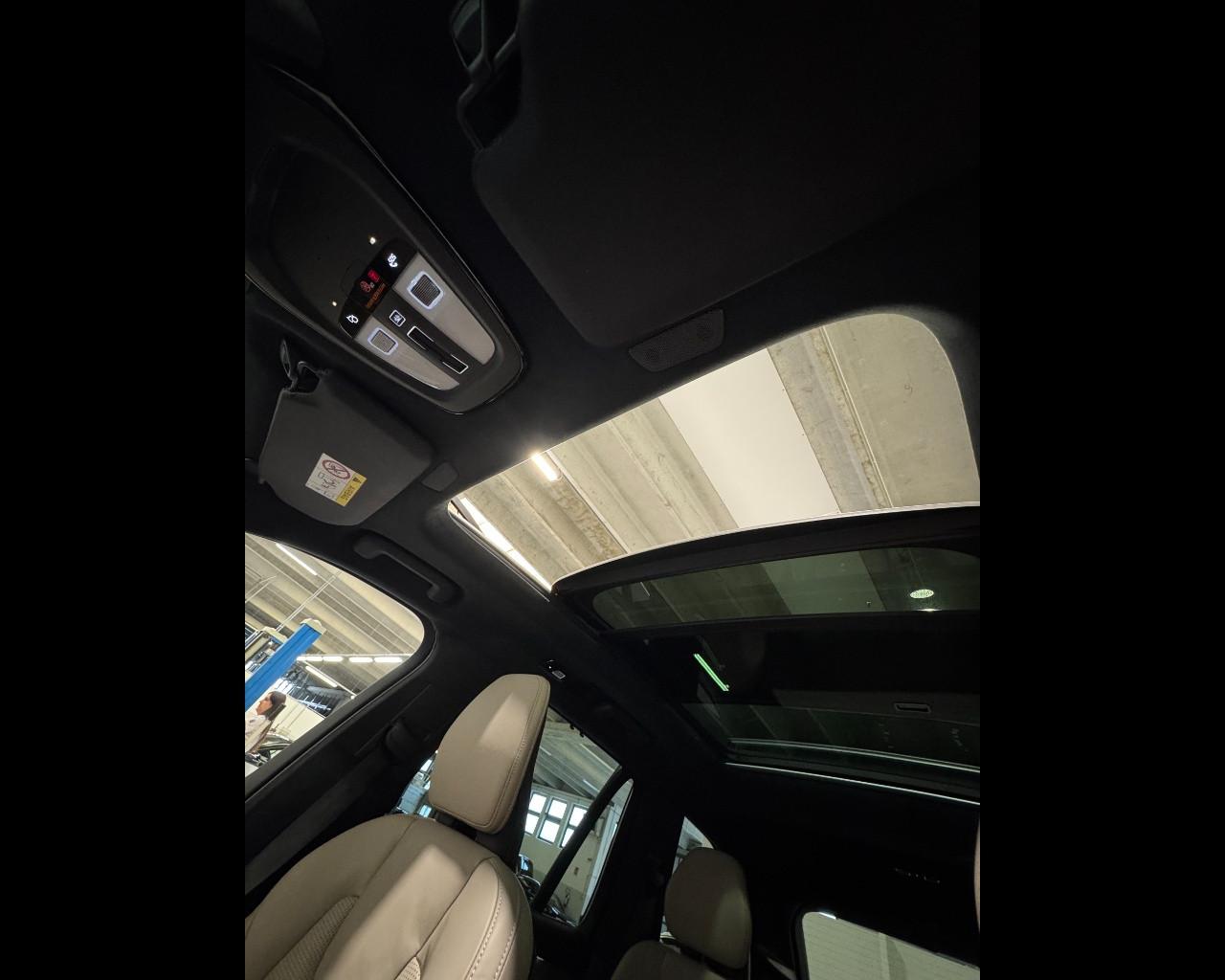 VOLVO XC90 T8 AWD AUTO ULTRA BRIGHT