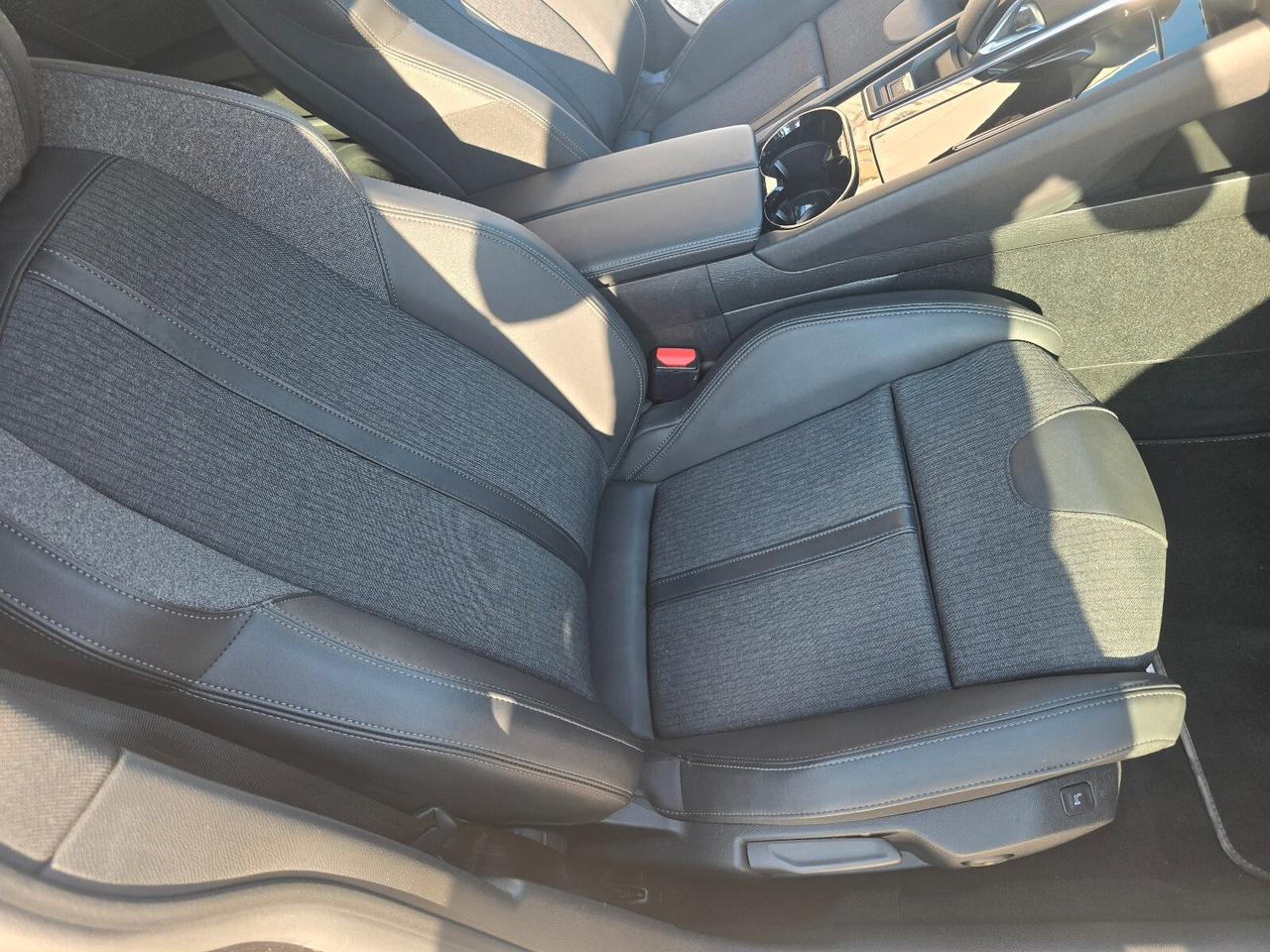 Peugeot 508 Plug-in Hybrid4 360 e-EAT8 Sport Engineered