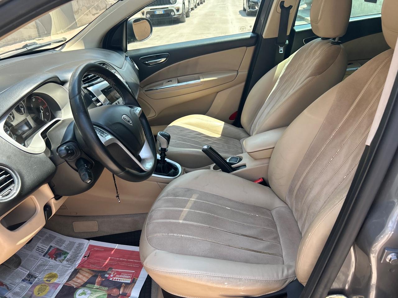 Lancia Delta 1.6 MJT DPF Gold