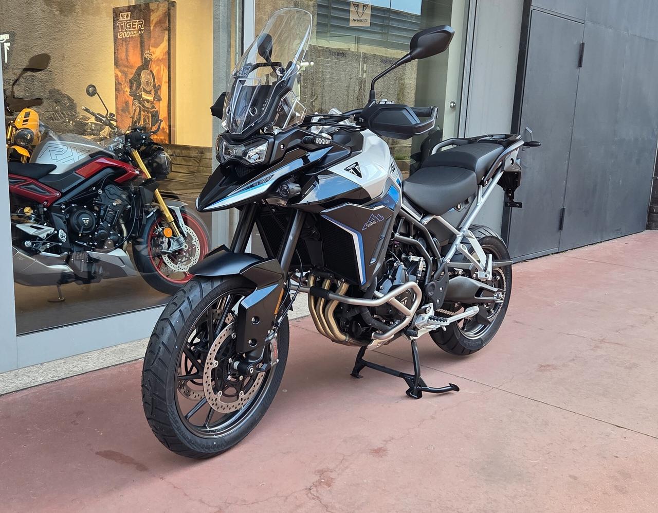Triumph Tiger 900 Alpine Limited Edition