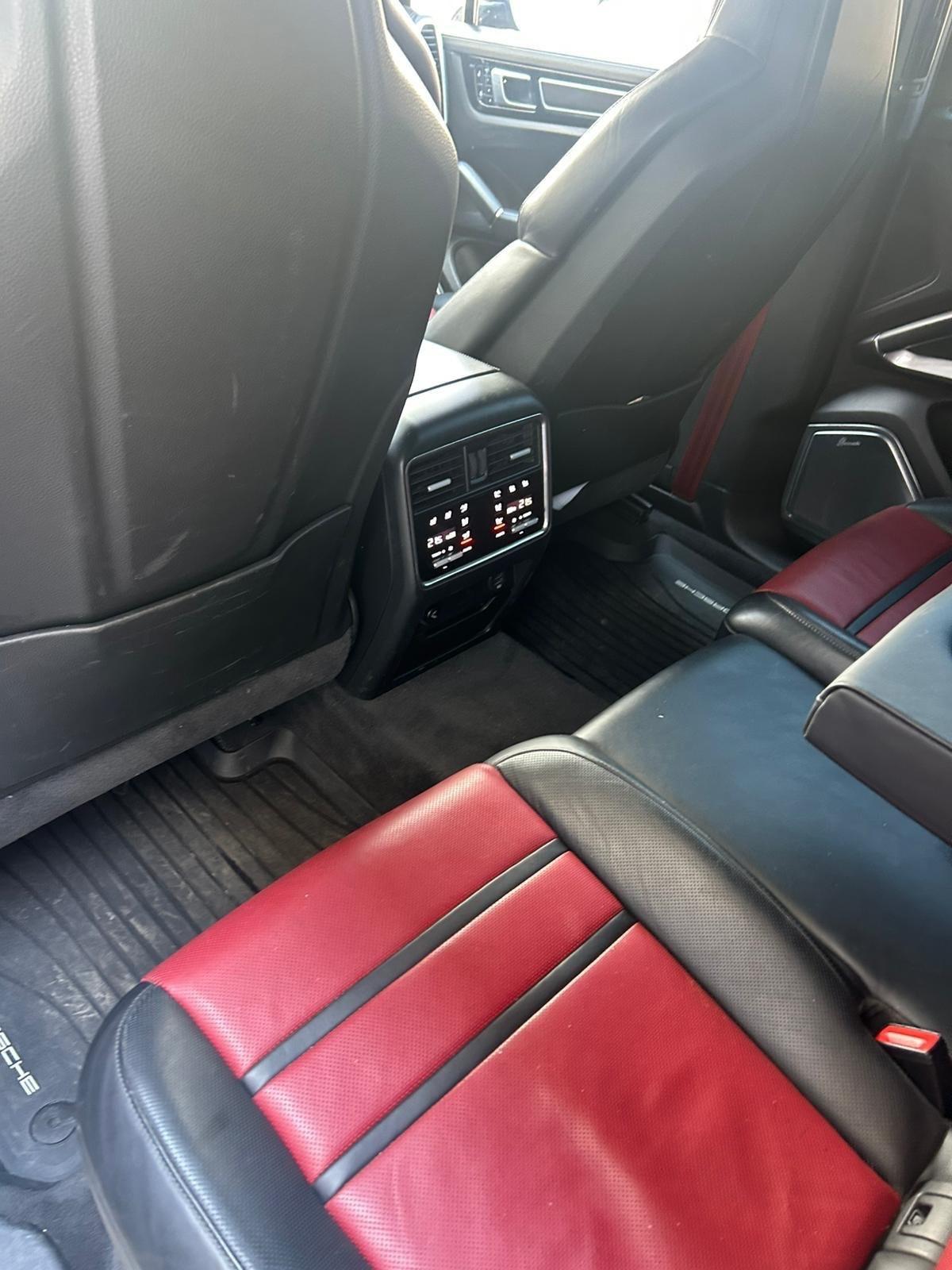 Porsche Cayenne 4.0 V8 Turbo