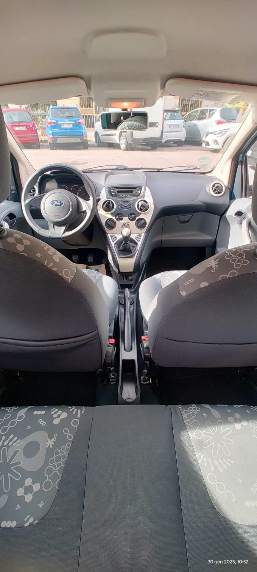 Ford Ka 1.2 8V 69CV Titanium