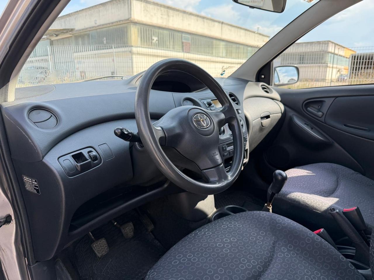 Toyota Yaris tdi D-4D Sol