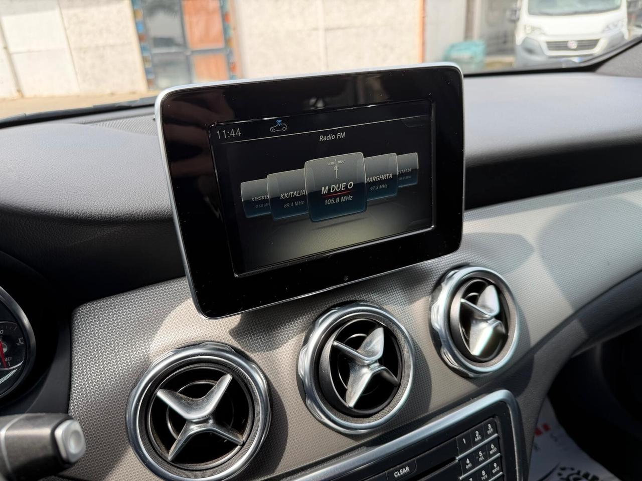 Mercedes-benz GLA 200 d Automatic 4Matic Premium