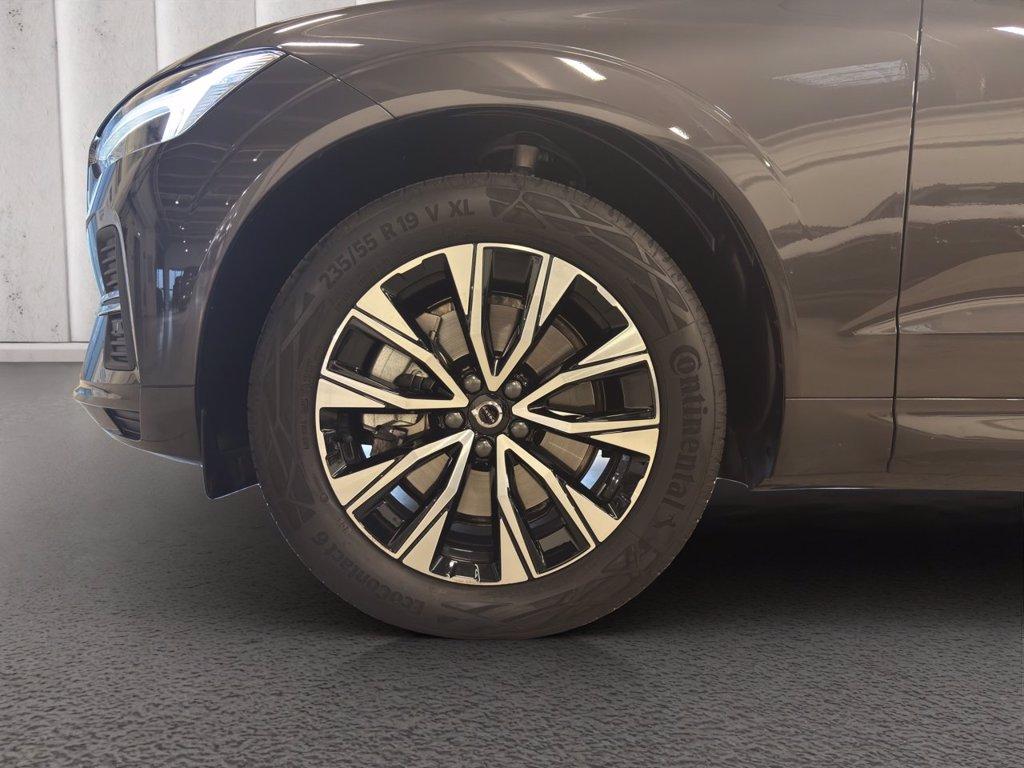 VOLVO XC60 2.0 b4 Core auto del 2024