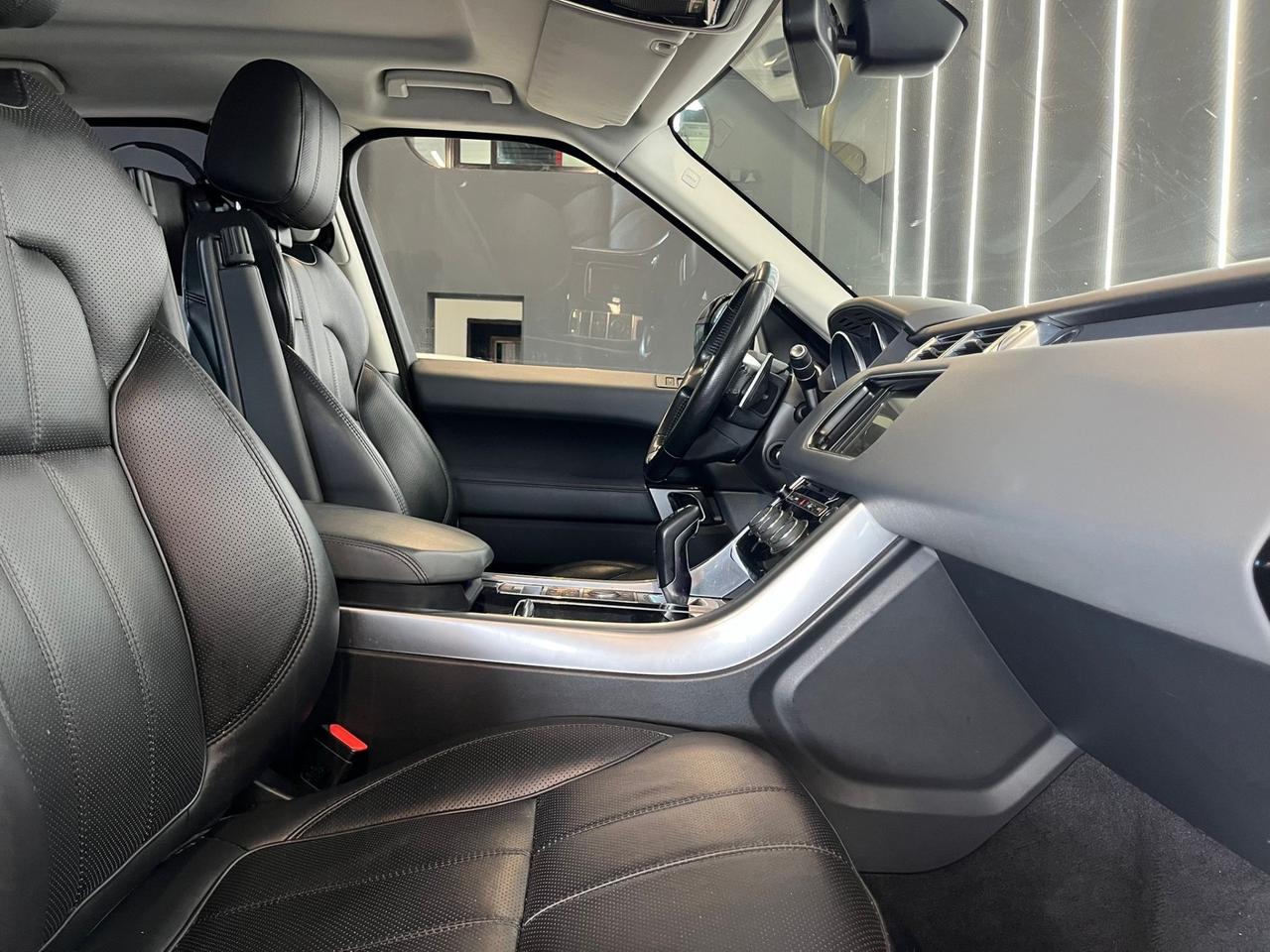 Range Rover Sport 3.0 TDV6 HSE Dynamic 7 POSTI