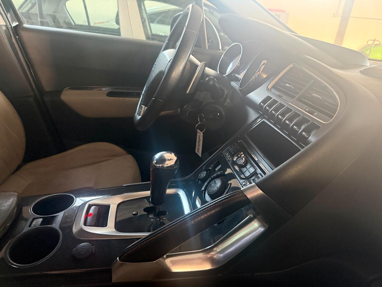 Peugeot 3008 1.6 HDi 115CV Business