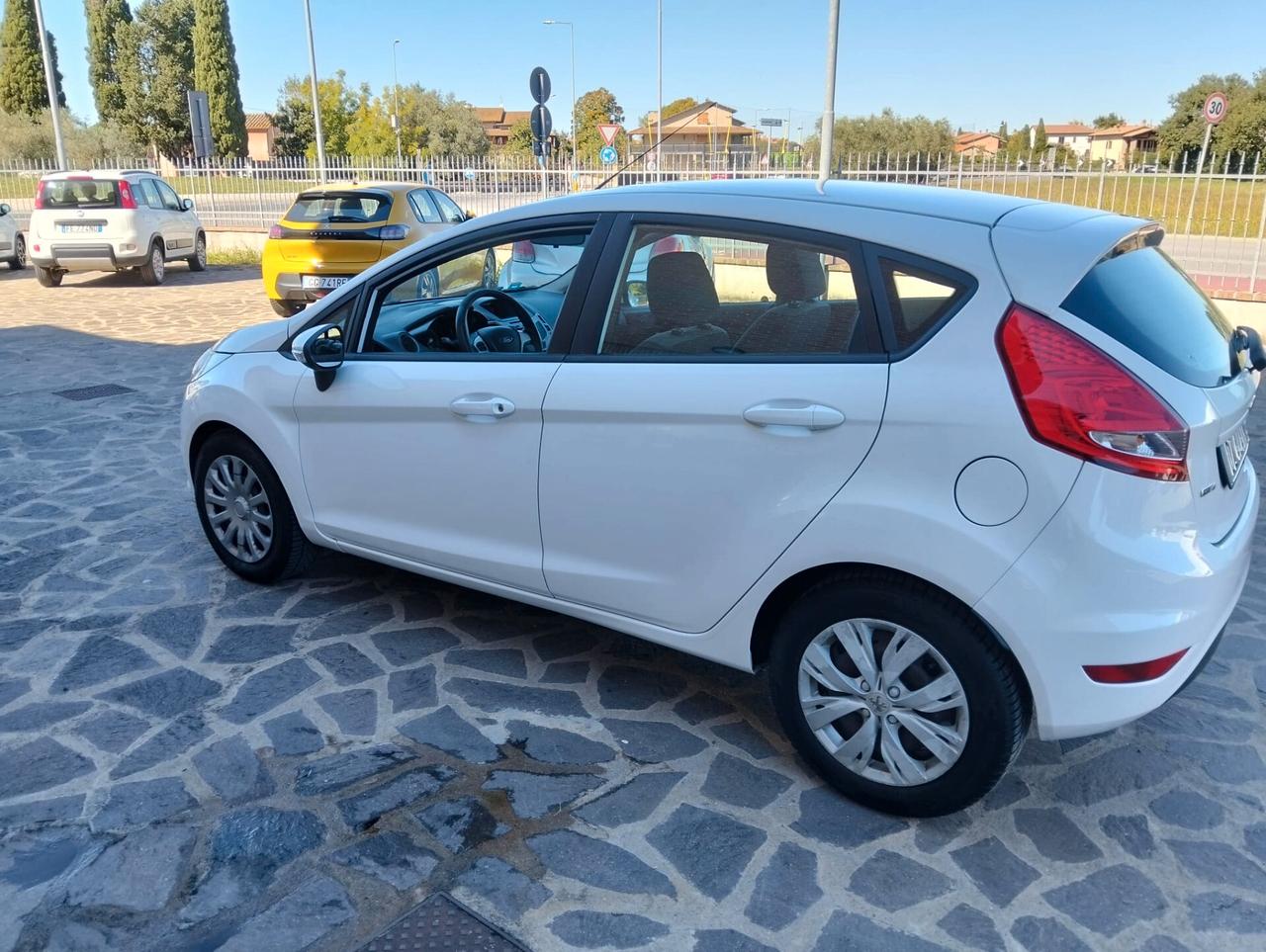 Ford Fiesta Fiesta+ 1.4 TDCi 68CV 5 porte