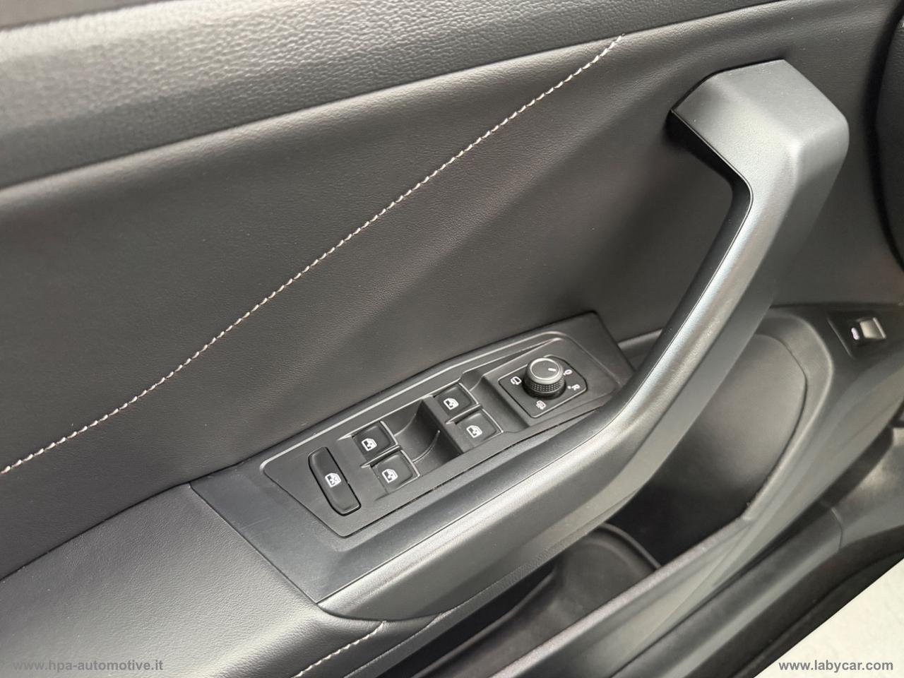 VOLKSWAGEN T-Roc 1.0 TSI Style NAVI LED IQ-LIGHT RETROCAMERA