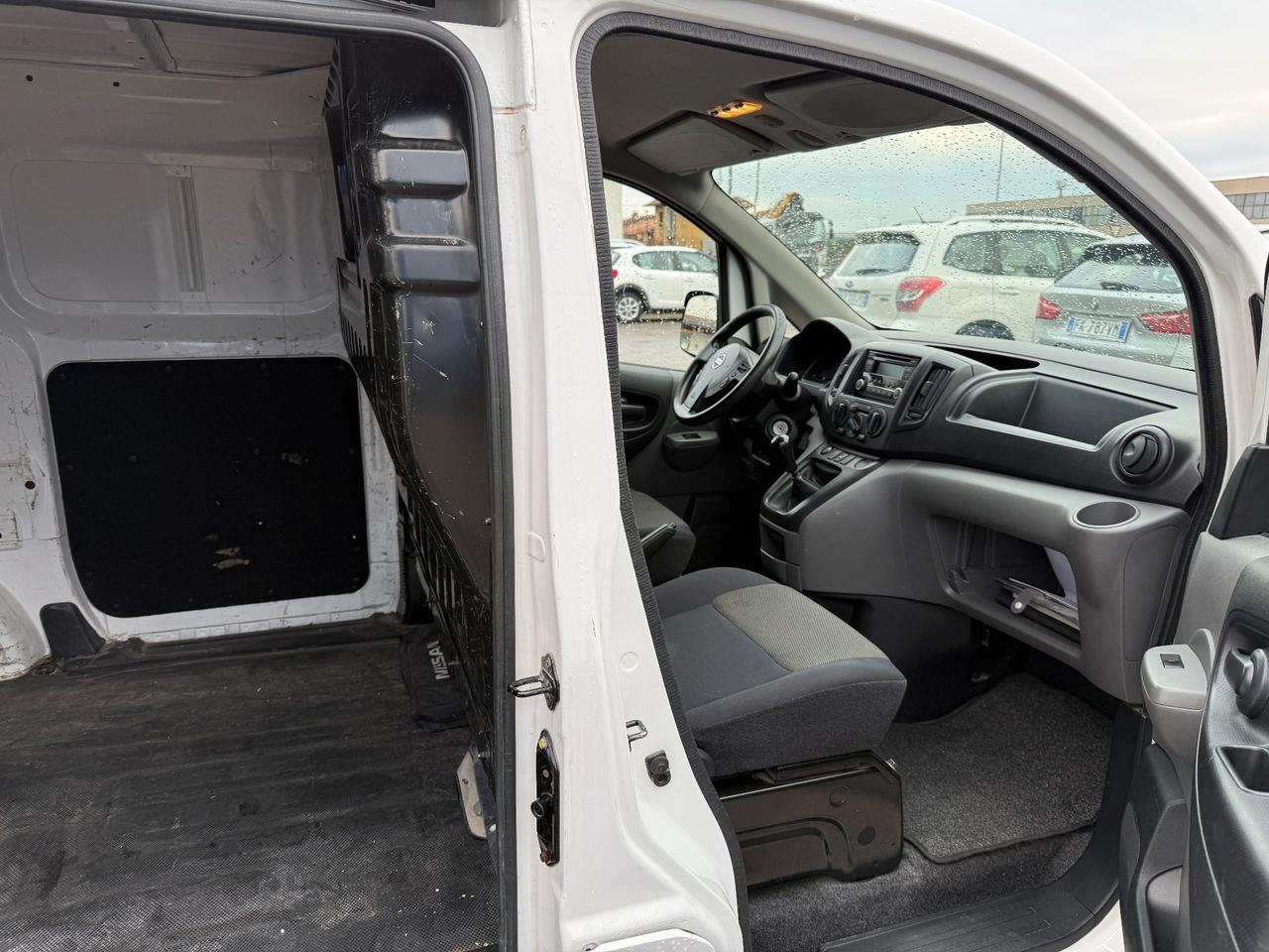 Nissan NV200
